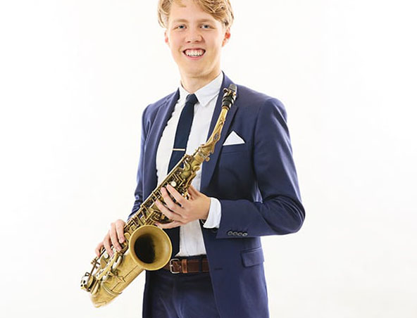 Melbourne Saxophone Player and DJ Zac