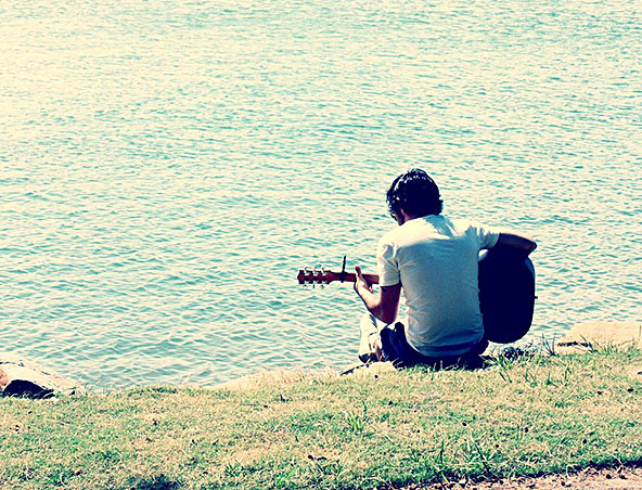 Brisbane Acoustic Singer Brad